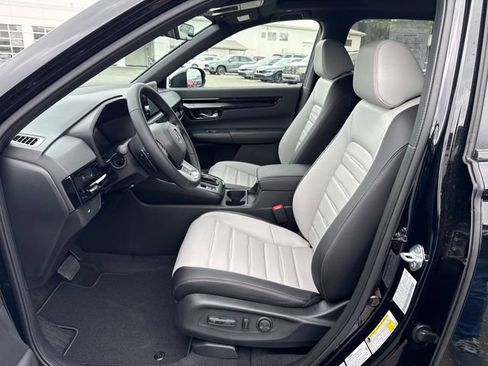 Used 2026 Honda CR-V Sport Touring image 17