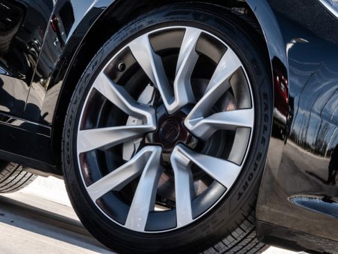 Used 2025 Tesla Model 3 Long Range image 5