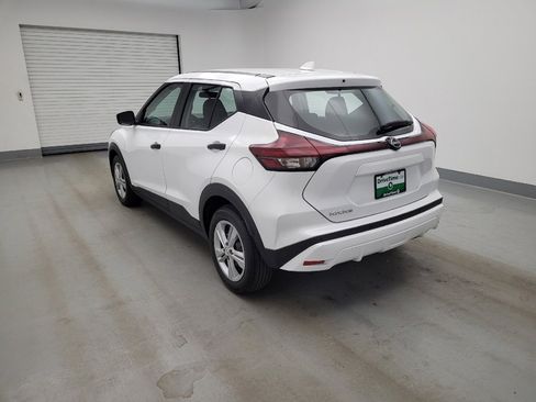 Used 2024 Nissan Kicks S FWD image 5