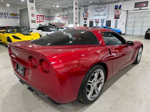 Used 2008 Chevrolet Corvette Coupe w/ Preferred Equipment Group RWD image 28