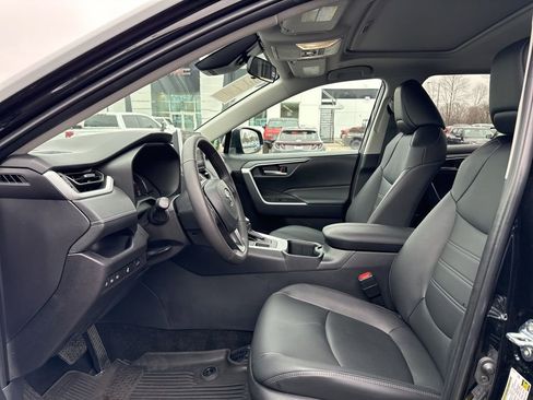 Used 2025 Toyota RAV4 XLE Premium w/ Weather Package image 9