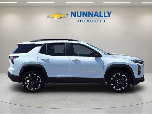 New 2026 Chevrolet Equinox RS w/ Convenience Package III FWD image 6