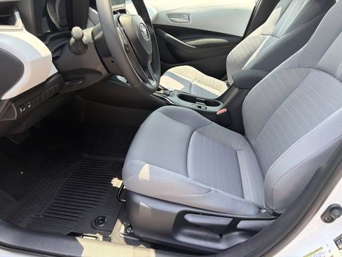 New 2026 Toyota Corolla SE FWD image 17