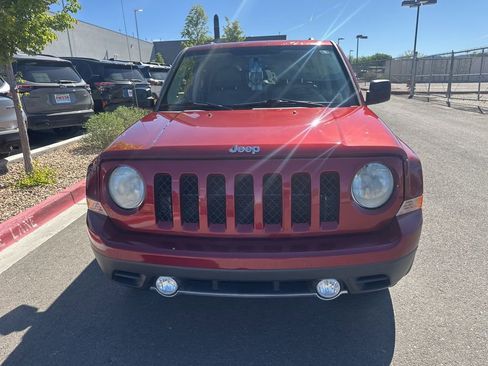 Used 2014 Jeep Patriot Limited w/ Sun/Sound Group image 2