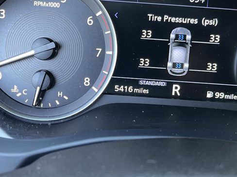 Certified 2025 INFINITI QX50 Luxe image 27