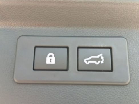 Certified 2023 Subaru Forester Premium AWD/4WD image 31