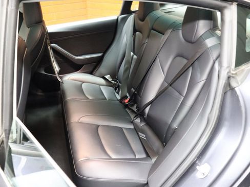 Used 2023 Tesla Model 3 Standard Range image 36