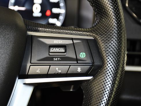 Used 2024 Mitsubishi Outlander SE AWD/4WD image 21