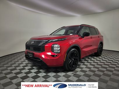 Used 2026 Nissan Rogue Platinum w/ Family Package