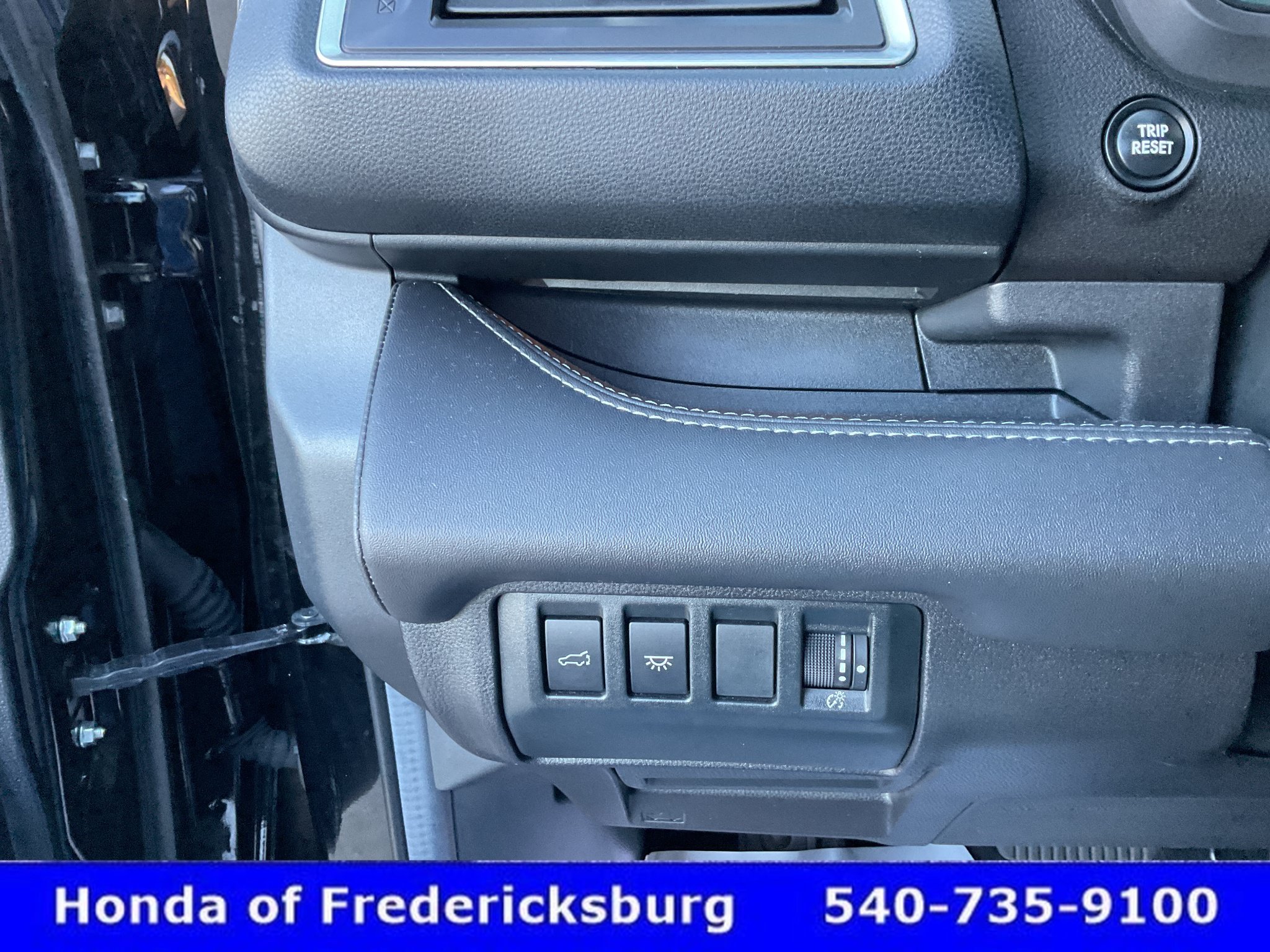Used 2025 Subaru Ascent Touring AWD/4WD image 41
