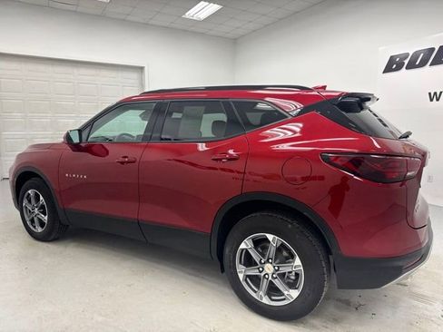 Used 2024 Chevrolet Blazer LT w/ Convenience Package FWD image 7
