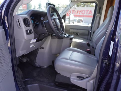Used 2024 Ford E-450 and Econoline 450 Super Duty w/ Power Windows & Locks Group RWD image 10