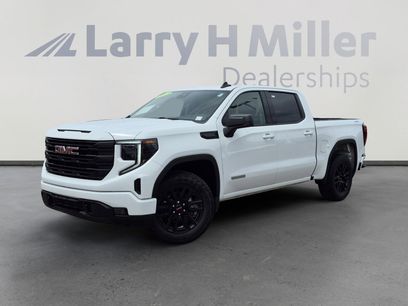 Used 2023 GMC Sierra 1500 Elevation