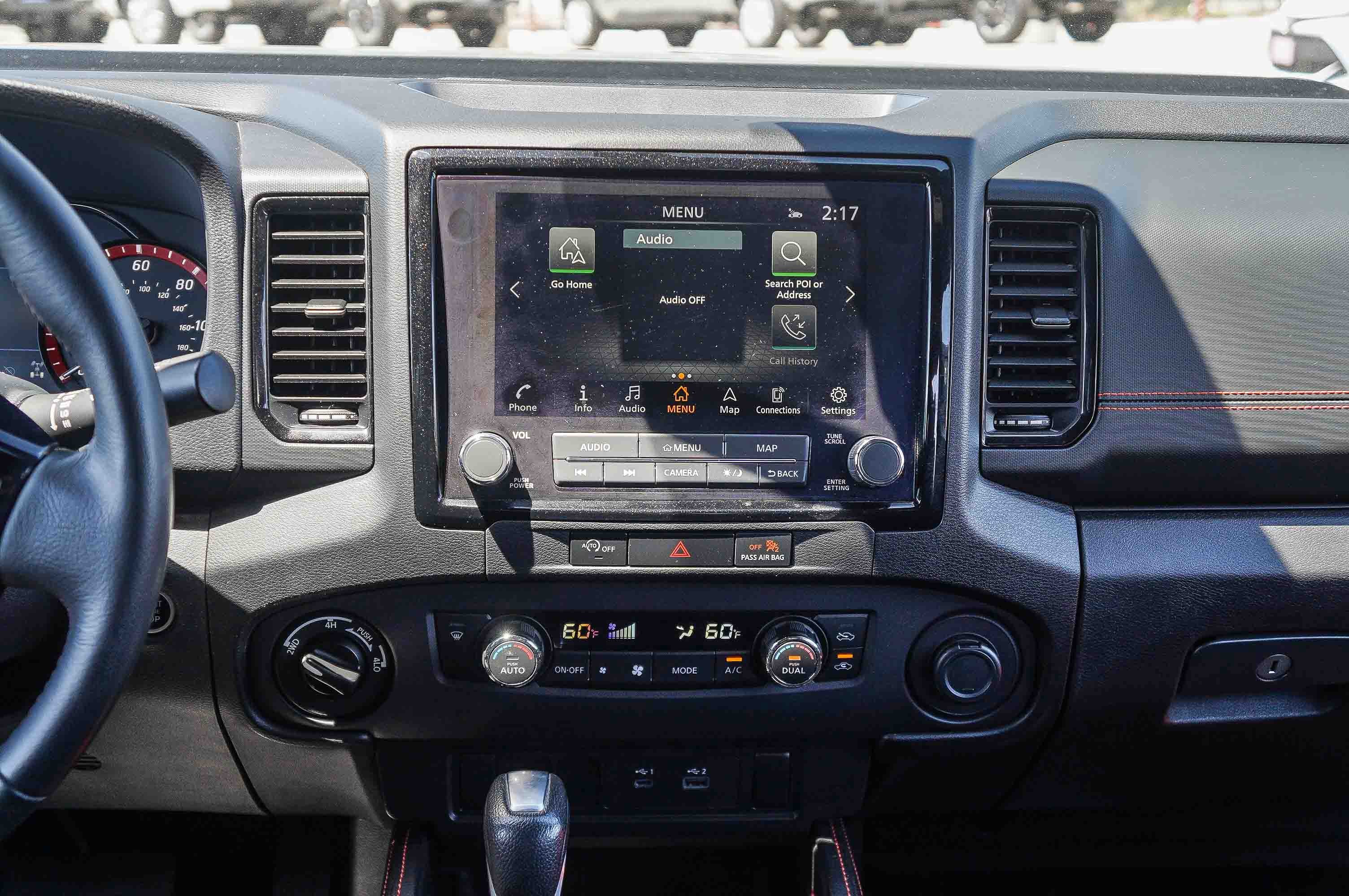 Used 2024 Nissan Frontier PRO-4X AWD/4WD image 15