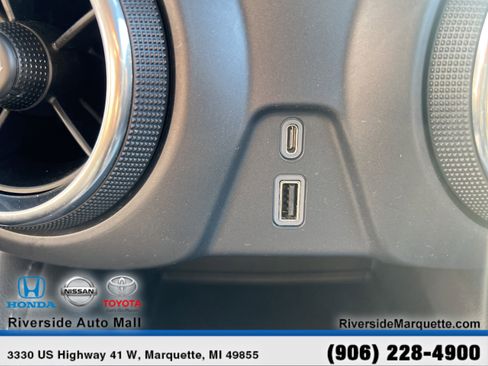 Used 2020 Chevrolet Blazer LT image 18