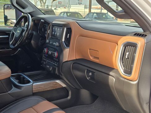 Used 2023 Chevrolet Silverado 2500 High Country w/ LPO, Hitch Package image 30