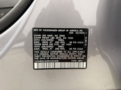 Used 2024 Volkswagen Atlas SE image 26