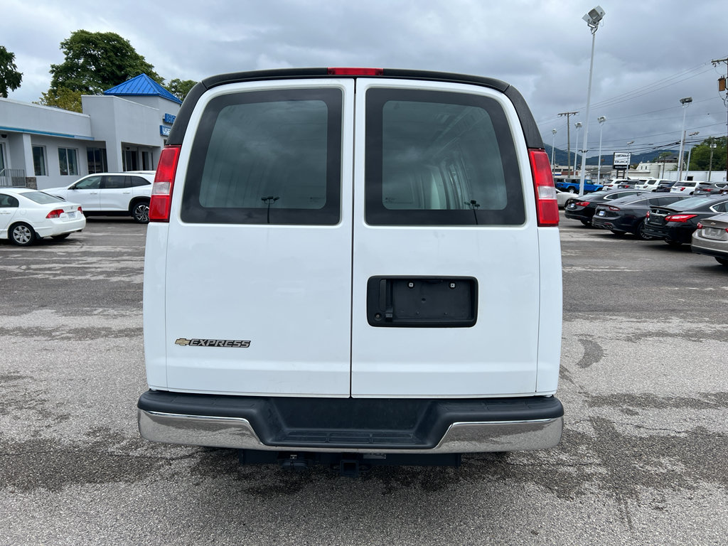 Used 2025 Chevrolet Express 2500 w/ Driver Convenience Package RWD image 6