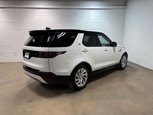 Used 2023 Land Rover Discovery S R-Dynamic image 6