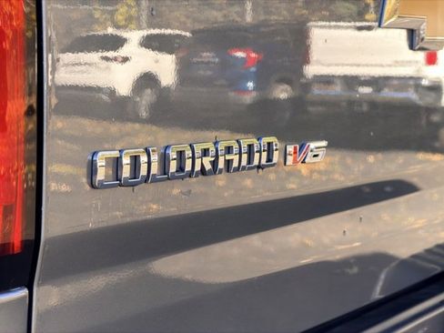 Used 2020 Chevrolet Colorado LT w/ LT Convenience Package image 28