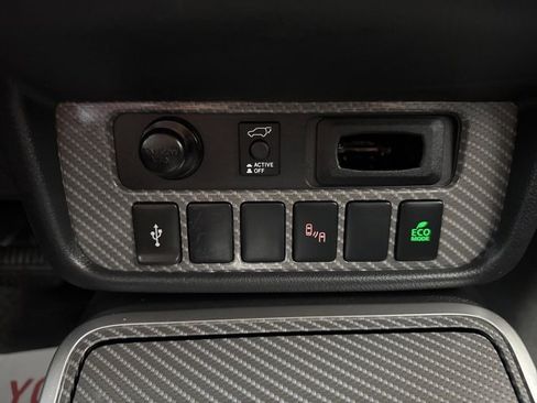 Used 2021 Mitsubishi Outlander SEL image 23