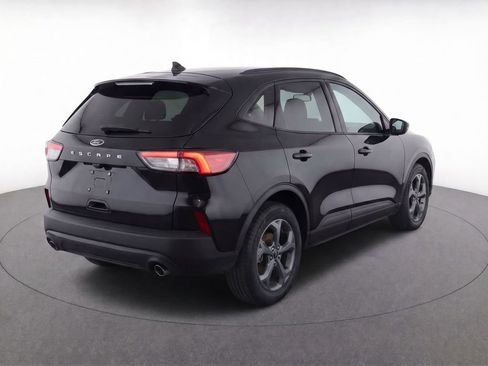 Used 2025 Ford Escape ST-Line FWD image 3