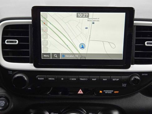 Certified 2025 Hyundai Venue Limited image 16