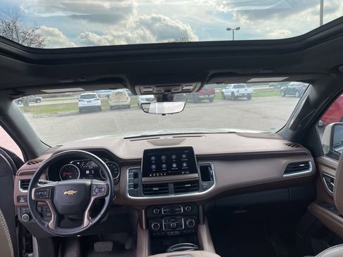 Used 2021 Chevrolet Suburban High Country image 15