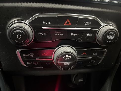 Used 2019 Dodge Charger GT w/ Plus Group image 17