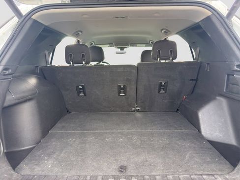 Used 2019 Chevrolet Equinox LT FWD image 15