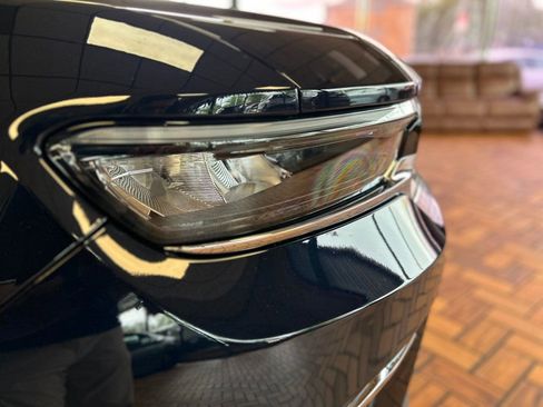 Used 2024 Jeep Grand Cherokee Limited 4xe image 3