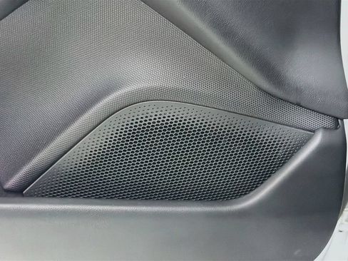 Used 2023 Porsche Taycan RWD image 19