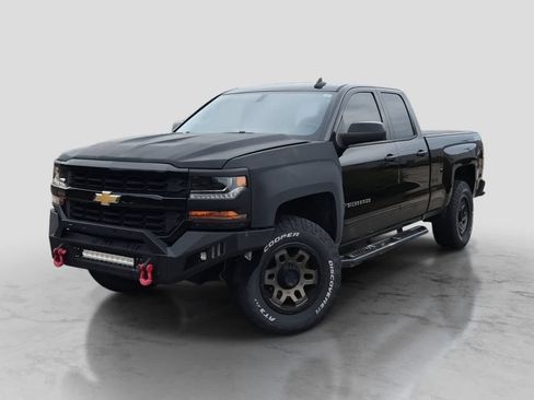 Used 2017 Chevrolet Silverado 1500 LT w/ All Star Edition AWD/4WD image 1