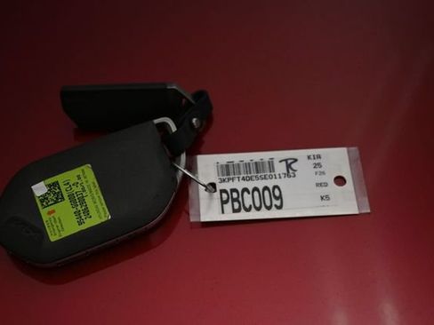 Used 2025 Kia K4 FWD image 45