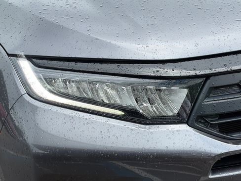 Used 2025 Honda Odyssey EX-L image 24