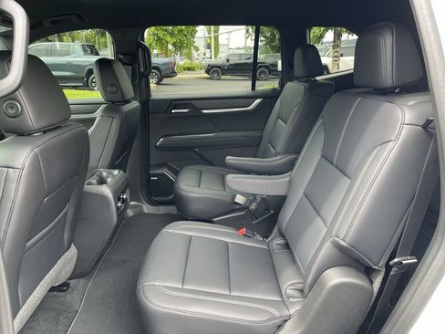 New 2026 GMC Acadia Elevation w/ Black Edition AWD/4WD image 25
