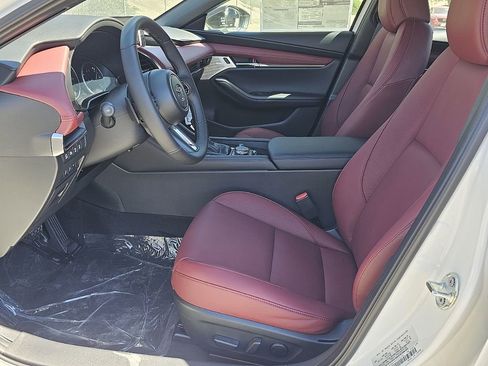 New 2026 MAZDA MAZDA3 Hatchback w/Premium Plus Pkg AWD/4WD image 23