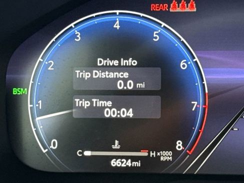 Used 2025 Toyota RAV4 Limited FWD image 30