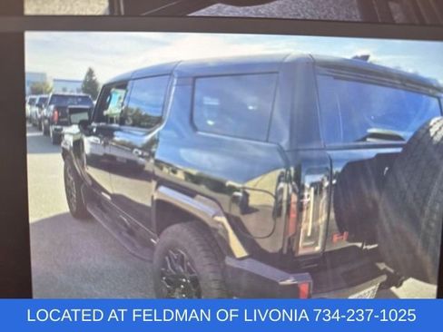 Used 2024 GMC Hummer EV 2X w/ LPO, Sport Package AWD/4WD image 3