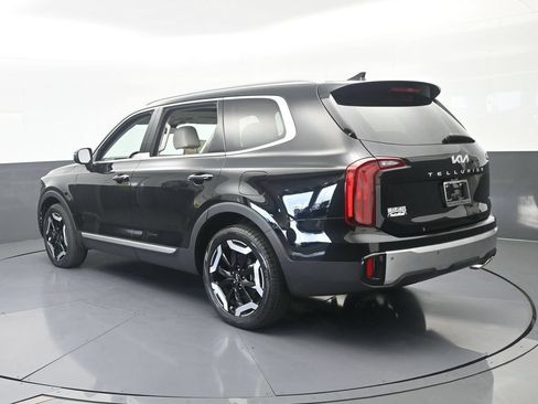Used 2024 Kia Telluride S w/ S Sunroof Package AWD/4WD image 4