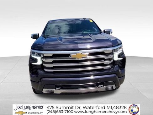 Certified 2024 Chevrolet Silverado 1500 High Country w/ Technology Package AWD/4WD image 3