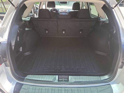Used 2019 Subaru Outback 2.5i AWD/4WD image 30