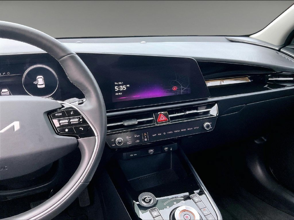 Used 2025 Kia Niro Wind w/ Wind Preserve Package FWD image 18