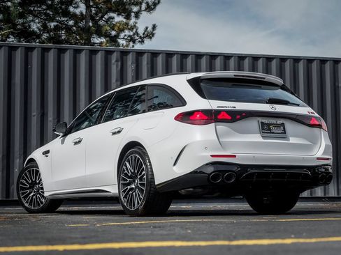 New 2027 Mercedes-Benz E 53 AMG e 4MATIC Wagon image 2
