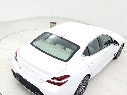 Used 2023 Genesis G70 2.0T AWD/4WD image 17