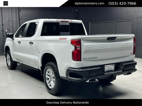 Used 2021 Chevrolet Silverado 1500 LT Trail Boss w/ Convenience Package II image 5