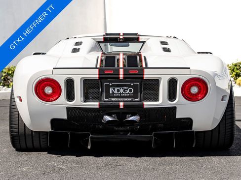 Used 2005 Ford GT RWD image 9