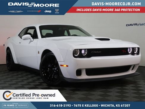 Used 2023 Dodge Challenger R/T Scat Pack image 1