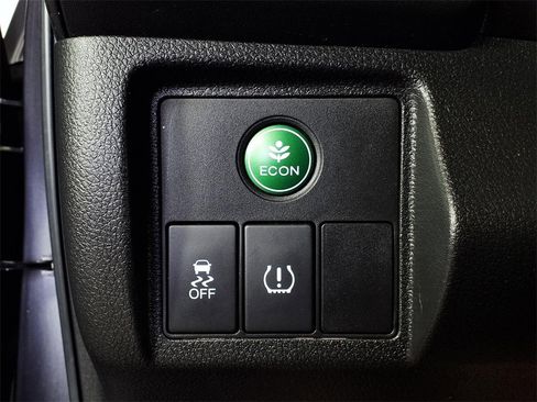 Used 2016 Honda HR-V LX image 17