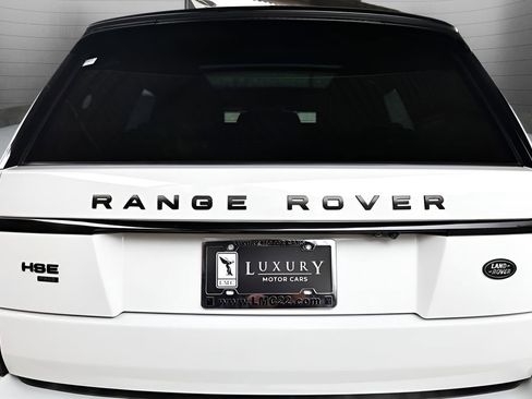 Used 2022 Land Rover Range Rover P525 Westminster Edition image 19
